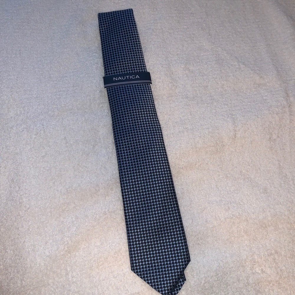 Nautica Men’s accessory tie navy blue and light blue NEW
